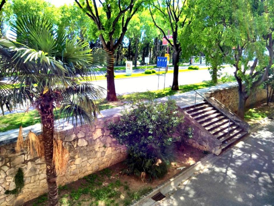 Apartment Suzana 2Br Split With Balcony Kültér fotó