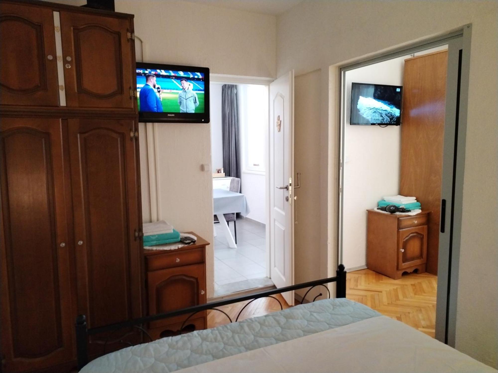 Apartment Suzana 2Br Split With Balcony Kültér fotó
