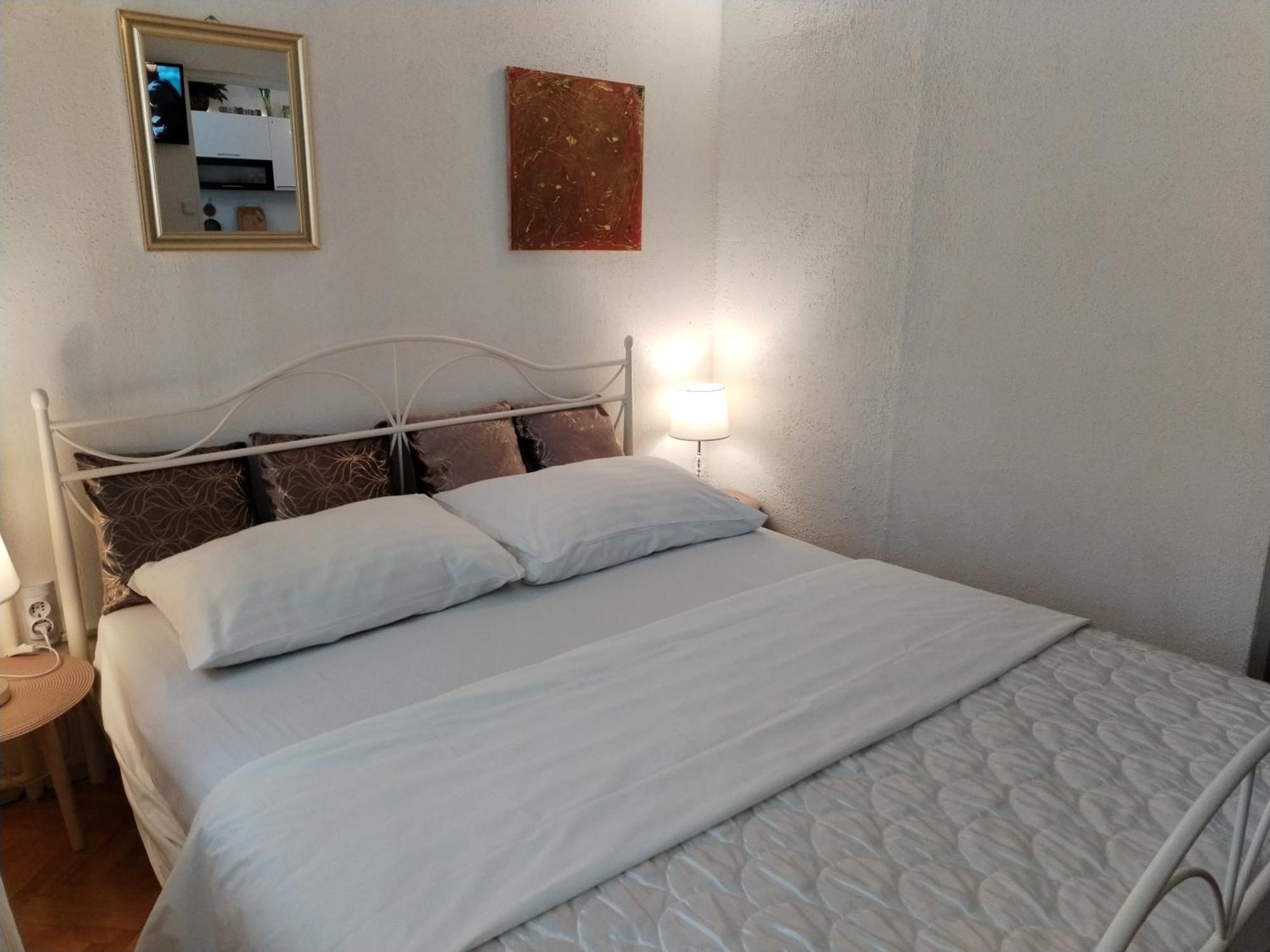 Apartment Suzana 2Br Split With Balcony Kültér fotó