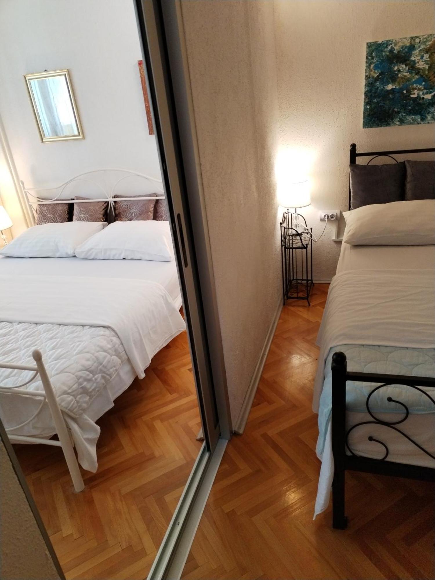 Apartment Suzana 2Br Split With Balcony Kültér fotó