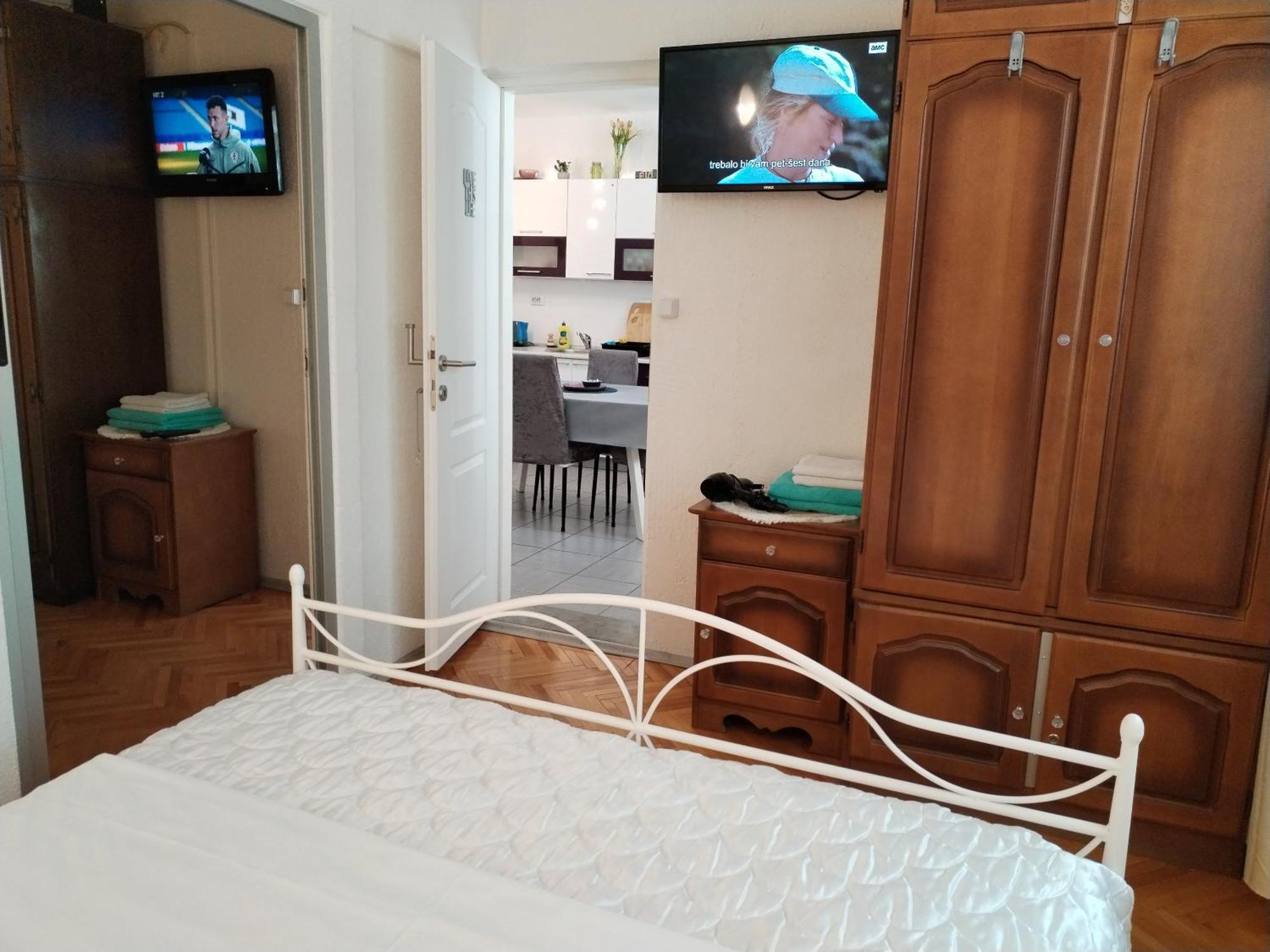 Apartment Suzana 2Br Split With Balcony Kültér fotó