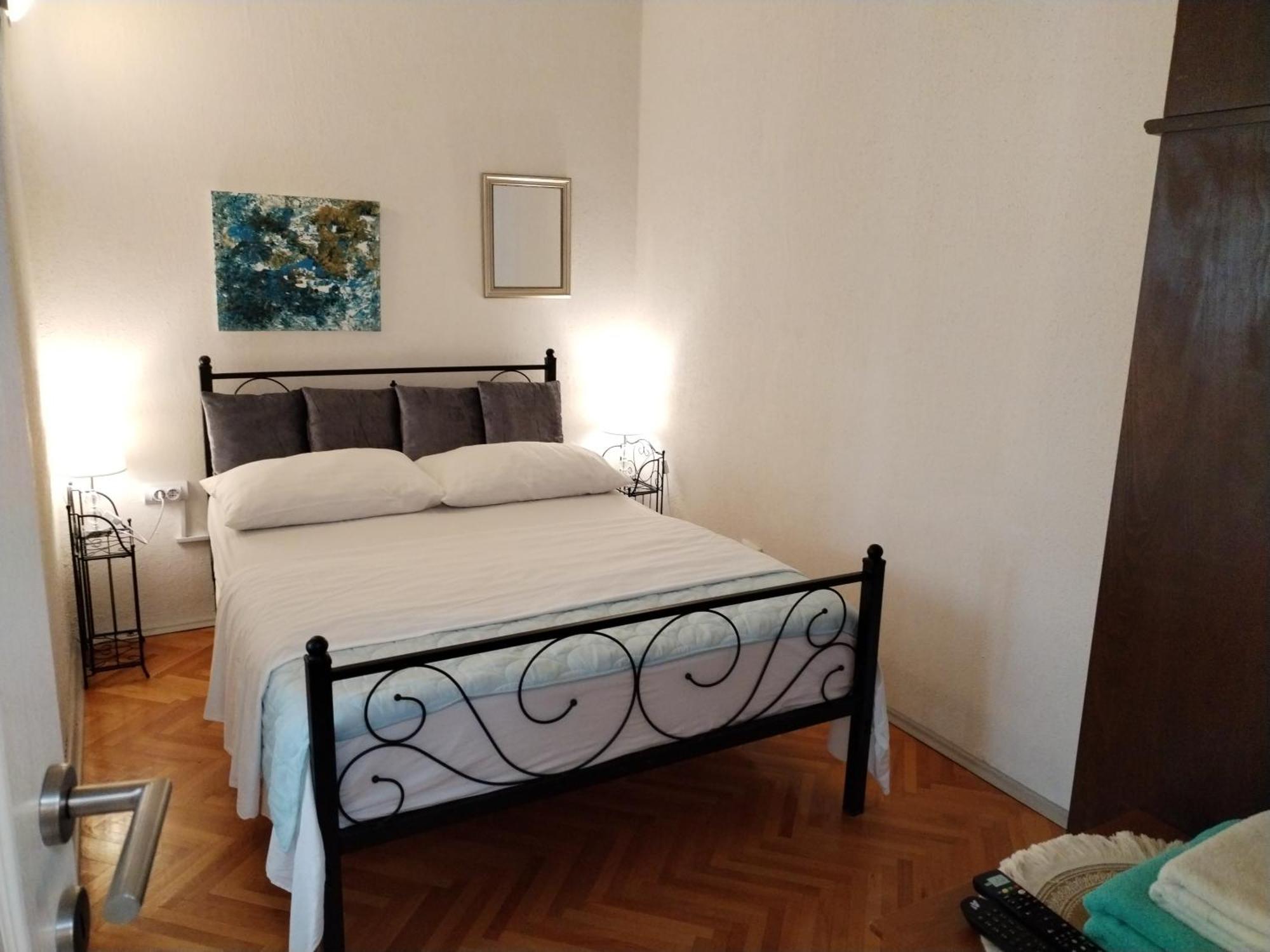 Apartment Suzana 2Br Split With Balcony Kültér fotó