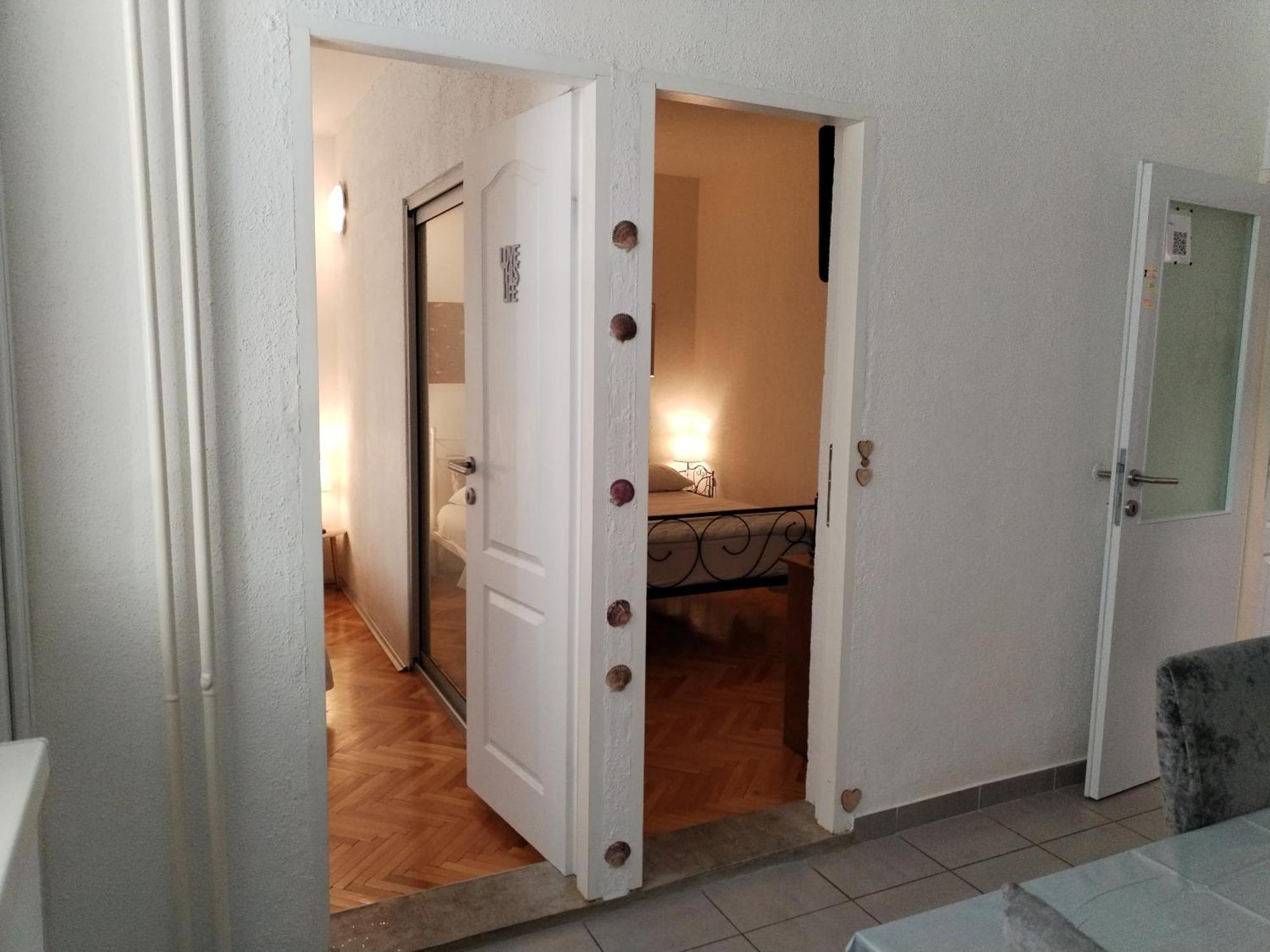 Apartment Suzana 2Br Split With Balcony Kültér fotó
